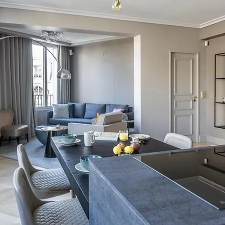 Desaix Elegance Parijs
